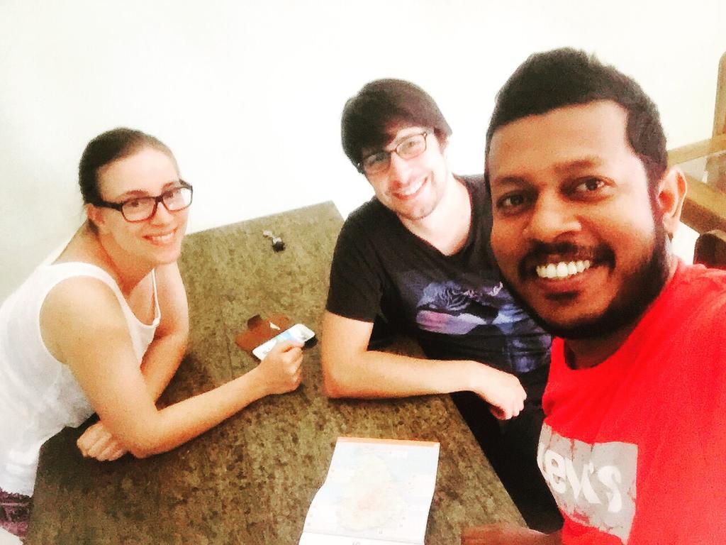 Aronka Homestay Kandy Exteriör bild