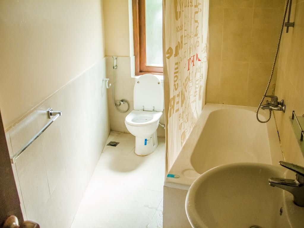 Aronka Homestay Kandy Exteriör bild