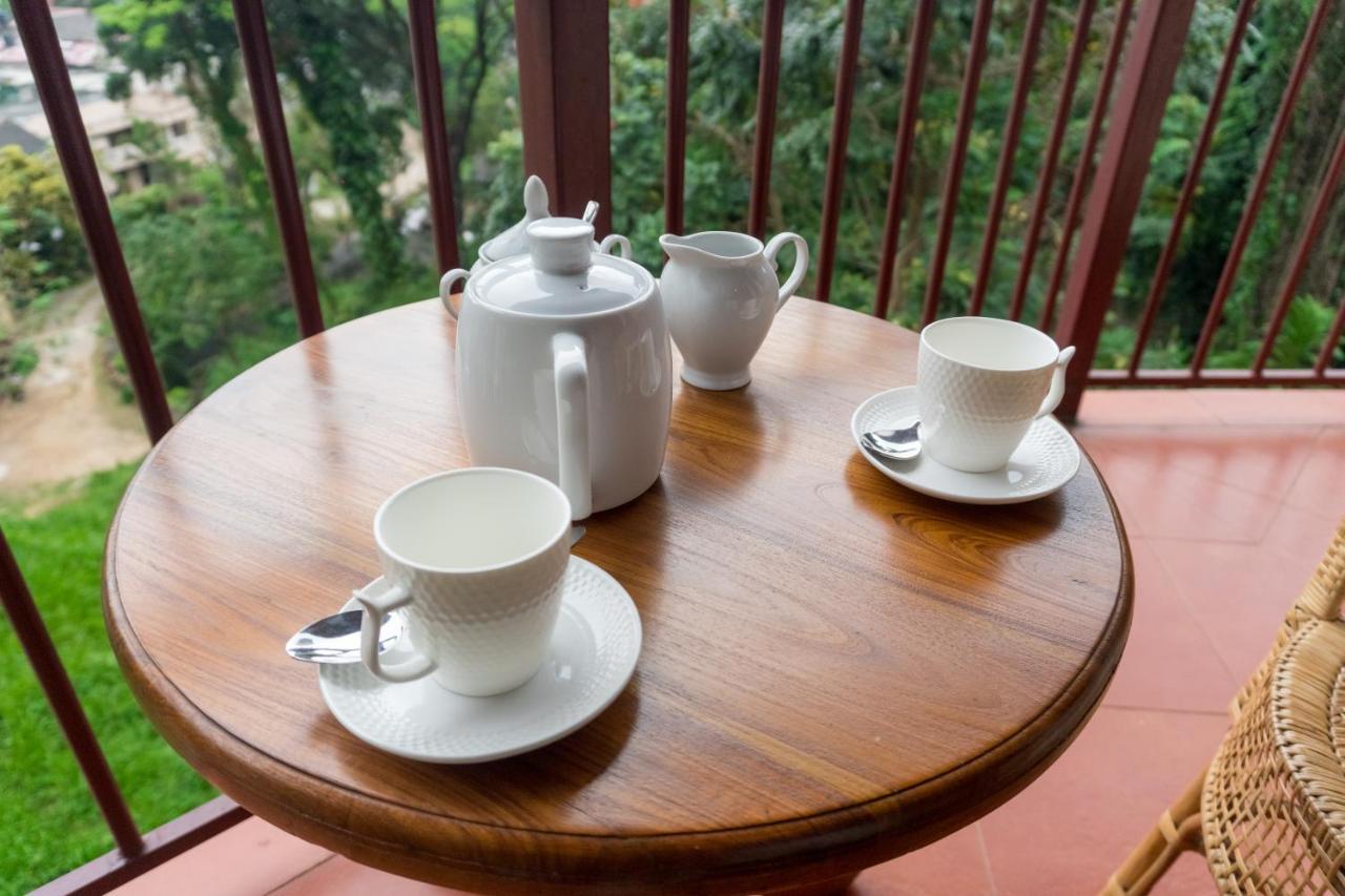 Aronka Homestay Kandy Rum bild